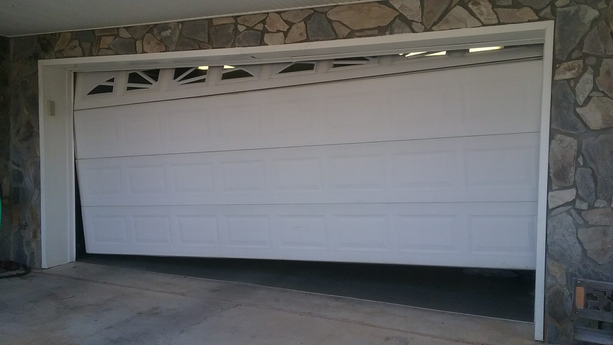 24-Hour Emergency Garage Door Repair - 20170215 132400 2048x1152