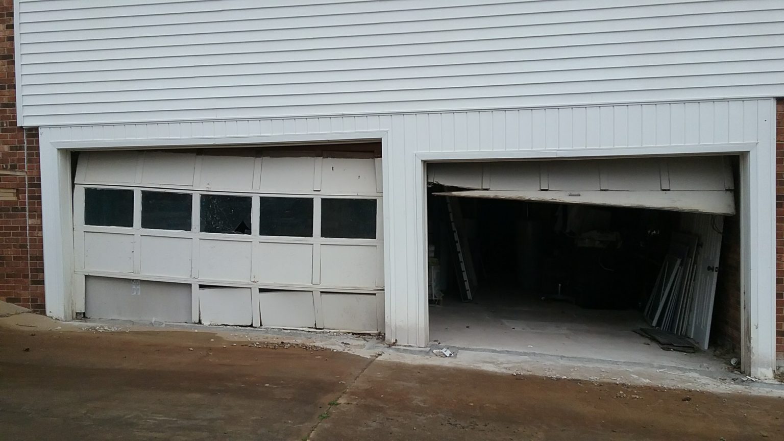 Professional & Affordable Garage Door Repairs Western NC